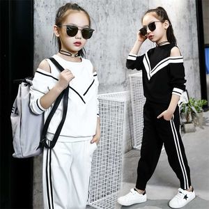 Moda Grandes Meninas Esportes Ternos Off Ombro Preto e Branco Conjunto para Adolescentes Autumn Tracksuit Kids Plus Size Sportswear 211224