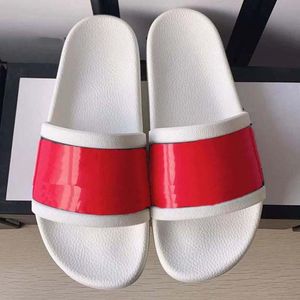 Klassisk slipper flip flops gummi sandaler glider blommig brokad män kvinnor mode tofflor röd vit växellåda casual sandal