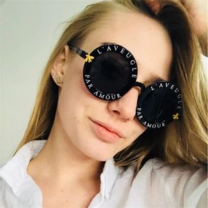 Designer solglasögon nyaste mode runda solglasögon kvinnor vintage gradient nyanser solglasögon uv400 oculos feminino lentes