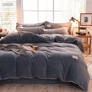 Conjunto de cama Veludo Leite Adorável Flanela Quente Duveta Sets Conjuntos de Fronhas Folhas de Cama Queen King Size