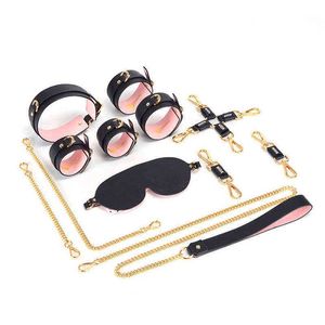 NXY SM Sex Toy Adult Couro Real Conjunto de Brinquedos Bdsm Kits Algemas Máscara de Gravata Hog Ferramentas Eróticas para Mulheres Casais Jogos Adultos Restrições1220