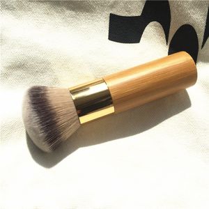 Make -up Pinsel Die Puffer Airbrush Finish Bambusfundamentpinsel - Dichtes weiches synthetisches Haar fehlerfrei Finish Beauty Cosmetics Pinsel -Werkzeug Q240507