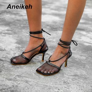 Aneikeh New Spring Moda Feminina Bombas Femininas 2021 Sexy Salto Fino Quadrado Toe Band Band Malha Retro Ladies Shoes Zapatos de Mujer 42 C0129