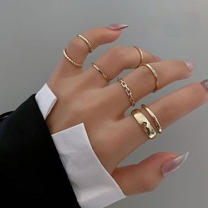 Küme Yüzükler Geometri Knuckle Yüzük Set Eşleştirme Kadınlar Kızlar Için Altın Gümüş Kaplama Hediye Takı Femme Toptan 7 adet