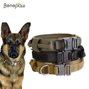 Beepaw Heavy Duty Tactical Dog Collar z uchwytem Trwałe Regulowany Kołnierz PET dla średnich Dużego Dogów Niemiecki Training Shepherd LJ201113