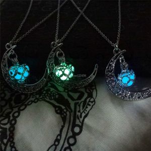 Glow in the Dark Moon Necklace Fluorescence Love Locket Halsband Kvinnor Halsband Fashion Jewelry Will och Sandy New