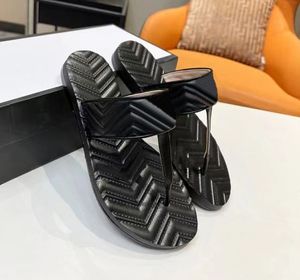 Men's and women's slippers fashion water ripple T-shaped leather flat sandals indoor and outdoor casual shoes cargo box 35-45