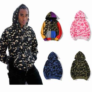 Top est hoodies dos homens americanos moda moda camuflagem impressão capuz homens pulôver clássico outono inverno fino pelúcia mans womens casaco