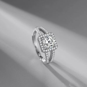 크리 에이 티브 디자인 S925 실버 시뮬레이션 Moissanite 스퀘어 다이아몬드 링 조정 가능한 제안 웨딩 쥬얼리 생일 선물