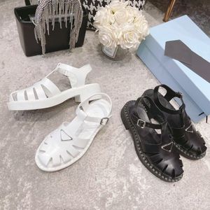 Top Quality Woman gladiator platform sandals fashion designer open toe low heel women summer shoes matte genuine leather black size 35-40