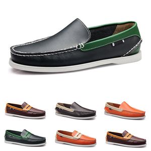 Läder Ärtor Män Casual Skor Körning Soft Sole Läder Triple Black Vit Brun Mahogny Burgundy All Match Lazy Light Tan Champagne Beige Sneakers Color23-2