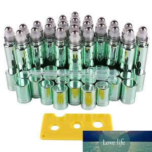 24 pcs 10ml de óleo essencial verde Rolo de vidro revestido com frascos de frascos com bola de rolos de aço inoxidável para aromaterapia de perfume