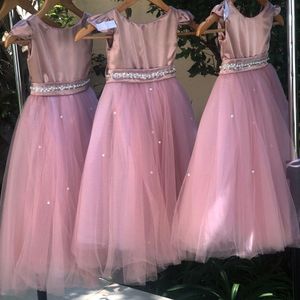 2020 blush cor-de-rosa flor sem encosto vestidos de ombro pérolas frisadas menina vestidos de casamento barato comunhão revela vestidos