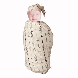 Spersonalizowany Baby Swiaddle Noworodek Kołek Baby Swaddling 100% Bawełna Drukowana Imię Strzałka Pink Baby Pościel Prezent Crib Bed Koc LJ201014