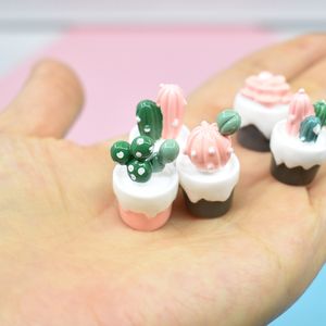 Mini kunstmatige cactus Molds Diy Simulation Resin Accessoires Creatieve koelkast Stickers Oorbellen Hanger