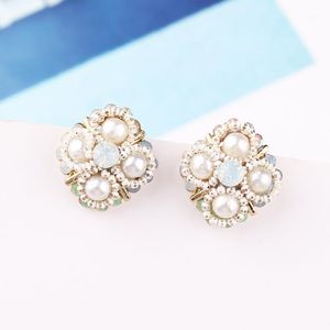 Stud lśniąca strona mody damskiej marki biżuterii kryształowe kolczyki kwiatowe dla kobiet oświadczenie proste styl koraliki darowe