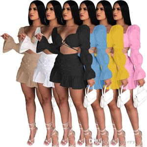 Kızlar İki Parçalı Elbise Kıyafetleri Yeni Stil Spuare Boyun Fener Kol Üstleri + Kısa Pileli Etek Moda Bayanlar Suit 6 Renkler