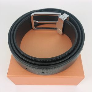 Tasarımcılar Kemerler Kadın Kemer Ceinture Altın Gümüş Toka Hakiki Deri Klasik Tasarımcı Kemer Yüksek Kaliteli Inek Derisi Genişliği 3.4 cm Kutusu Ile