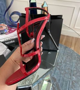 HEIßER 2020 luxus Designer stil Patent Leder Thrill Heels Frauen Einzigartige Buchstaben Sandalen Kleid Hochzeit Schuhe Sexy Marke schuhe