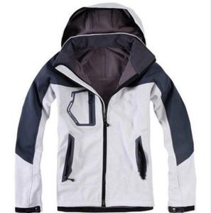 Erkek ceketleri sıcak satış yüksek kaliteli yeni erkek yürüyüş su geçirmez rüzgar geçirmez s0ftshell ceket boyutu SXXL
