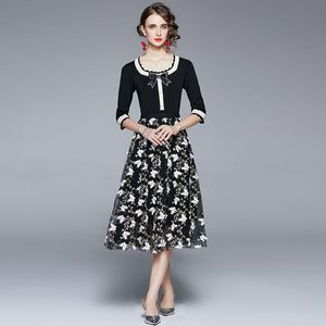 Kelebek Üst Elbisesi toptan satış-Günlük Elbiseler Kadın Kontrast Örme Boncuk Yay Siyah Kazak Üst Çiçek Kelebek Nakış Tül Örgü Etekler Sonbahar Iki Parçalı Set