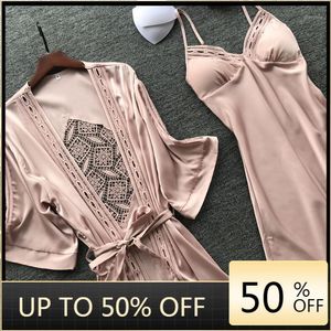 Kadın pijama 2021 Kadın Robe Elbise Setleri Seksi Dantel Uyku Salonu Pijama Uzun Kollu Bayanlar Nightwear Batıl