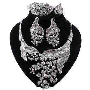 Collana di cristallo di lusso, bracciale, orecchini e anello, 4 pezzi, set completo di gioielli Dubai per donne, cena in abito da sposa