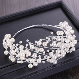2021 New High End Handmade Wedding Hair Accessories Crystals Bridal Headbands Gold Leafs Crystals Pearls Bridal Hairpiece Gift