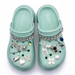 Hot Selling 1 Pcs Metal Croc Shoe Charms High Quality Animals Shoes Decorations Pearl Leaf flower Gems Wristband Girl Accessories