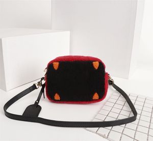 古典的な高品質のファッションバッグ高級デザイナーハンドバッグ財布テディハンドバッグ女性ラムヘアルズル財布クロスボディバッグ07