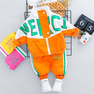 Wholesale baby boy clothes resale online - 2020 Autumn Kid Boy Girl Clothing New Casual Tracksuit Long Sleeve Letter Zipper Sets Infant Clothes Baby Pants Years LJ201223