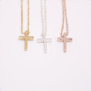 Petite croix Pendentif Colliers en cuivre pour filles en gros collier plaqué or