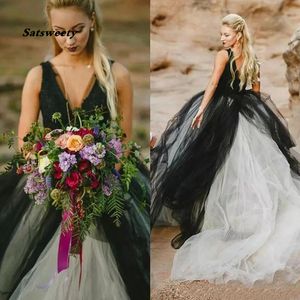 Vintage 2021 Black and White Gothic Wedding Dresses Deep V Neck Sleeveless Lace Top Tulle Skirt Beach Bridal Gowns Backless