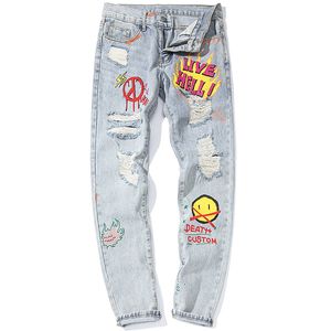 Jeans män punk coola graffiti denim byxor man brutna hål byxor söt brev print jean high street casual streetwear