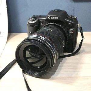 Fengling Nicht arbeitende gefälschte Dummy DSLR-Kamera-Modell-Foto-Studio-Requisiten mit Riemen für Canon EOS 5DSR im Angebot