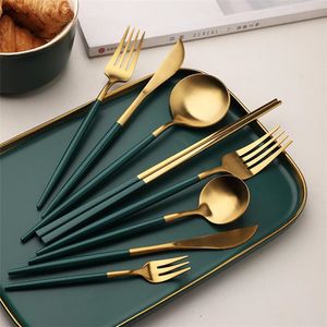 DinnerWare Set Posate Set di cena occidentale Set di bacchette Forchetta Set di coltelli Set da tavola Pensione Argenteria Dropshipping in oro verde nero