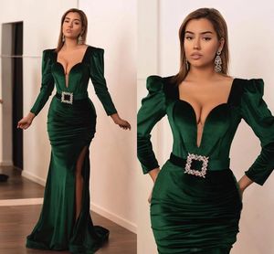 Dark Green Velvet Prom Dresses Long Sleeve V Neck Formal Evening Party Gowns Side Slit Mermaid Special Occasion Dress Arabic Dubai AL8044