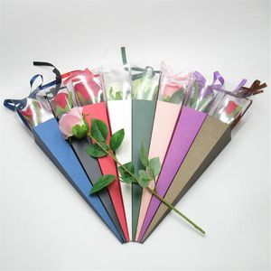 Embrulhe de presente Dia dos namorados, Rose Flower Transparent Box Bouquet Pacote PVC Triangle Glitter Paper Bag1