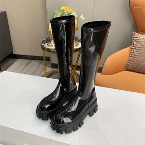 Stiefel Est Patent Leder Plattform Heels Goth Slip Auf Knie Hohe Schwarz Runde Kappe Designer Frauen Schuhe 20211