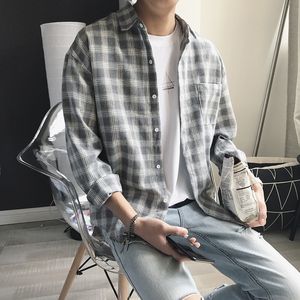 Novo algodão coreano Corean Cheale Fashion Streetwear Spring Summer Summer Slim Fit Men Plaid Men Shirp