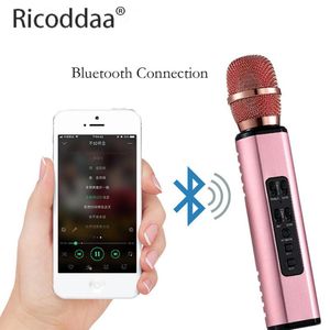 Bluetooth Wireless Microfono Karaoke con i doppi altoparlanti portatile intelligente Mic per il telefono mobile Famiglia Karaoke