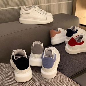 2021 Designer män kvinnor vita män kvinnor skor espadrilles lägenheter plattform överdimensionerade skor espadrille platt sneakers med låda storlek 36-4 e78g#