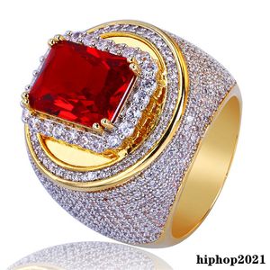 Anelli placcati oro Hip Hop per uomo Gioielli con anello di diamanti alla moda con pietre preziose rubino rosso zirconi cubici