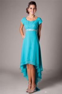 Sommar Teal Hög Låg Chiffon Beach Modest Bridesmaid Dresses Cap Sleeves Kort framsida Långt Back Maids of Honor Dresses Bröllopsgäster Klänningar