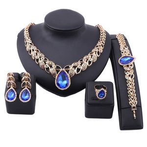 Utsökt Dubai Gold Color Gem Crystal Jewelry Set Nigerian Wedding Woman Accessories Costor Halsbandsmycken