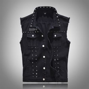 Ny 2020 Denim Vest Men Punk Rock Rivet Cowboy Svart Jeans Waistcoat Fashion Men Motorcykel Stil Ärmlös Jeans Jacka M- LJ201217