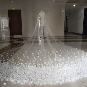 Gerçek 3D Çiçek Uzun Düğün Peçe Bir Katmanlı Tül Kelebek Vestido De Noiva Beyaz Özel Yapılmış Zarif Gelin Sarar Tarak