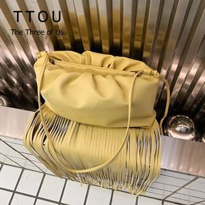 Luxruy Designed Women's Tassel Shoulder Bags High Quality Pu Leather Totes Solid Handbags Female Capacity Underarm Bag