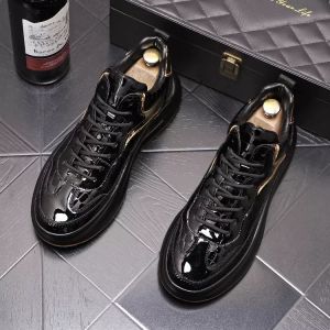 Wiosna Jesień Lace-UP Wygodne Wulkanizowane Buty Casual High Top Men Sport Leather Sneakers Brytyjski Styl Black Wedding Dress Buty Party