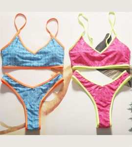 Hot Swim Wear Skims Swimsuit Bikini Zestaw Dwuczęściowe stroje kąpielowe z podkładkami Kąpiel Kąciki Mała litera seksowna cukierka